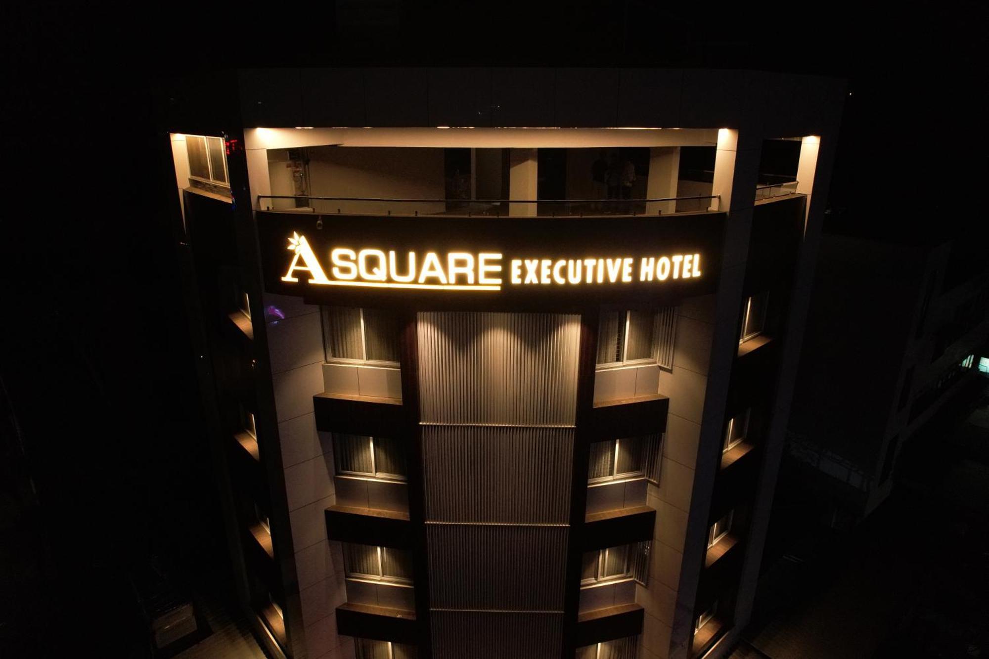 A Square Executive Hotel Aurangābād Extérieur photo